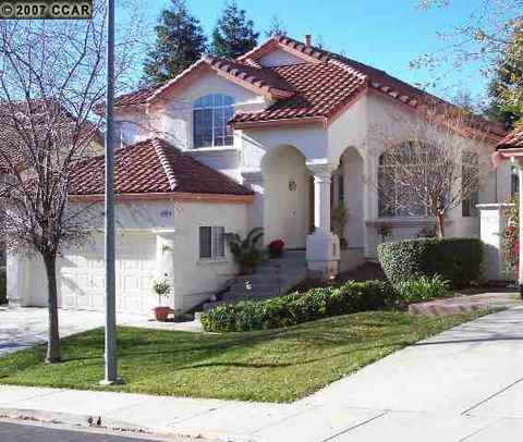 5256 Clearbrook Dr, Concord, CA 94521 photo 1