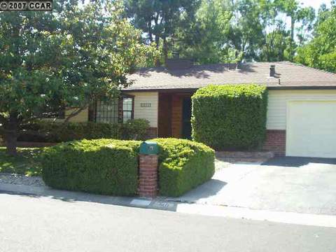 1471 Orange St, Concord, CA 94518 photo 1