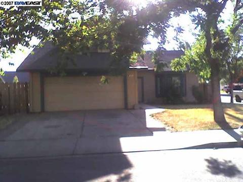 513 Moray Way, Patterson, CA 95363 photo 1