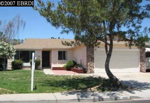 984 Almond Dr, Oakley, CA 94561 photo 1