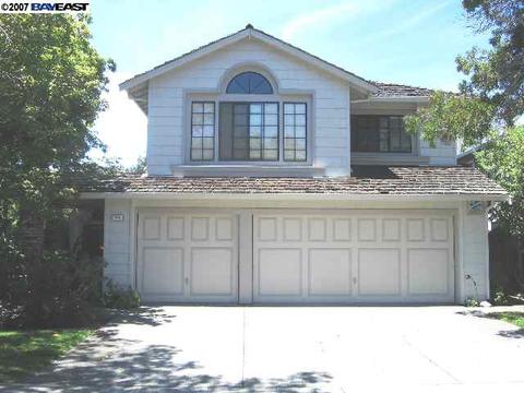 725 Limerick Ln, Alameda, CA 94502 photo 1