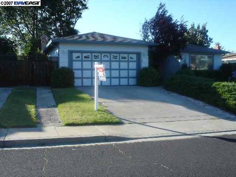 1347 Springhill Dr, Pittsburg, CA 94565 photo 1