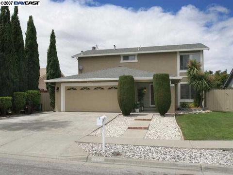 8379 Persimmon Pl, Newark, CA 94560 photo 1