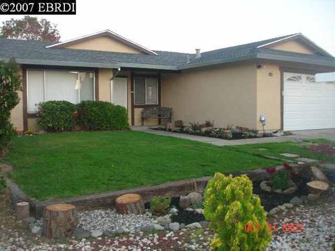 1120 Dennis Ct, Rodeo, CA 94572 photo 1