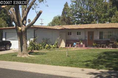 1300 Cypress Dr, Concord, CA 94520 photo 1