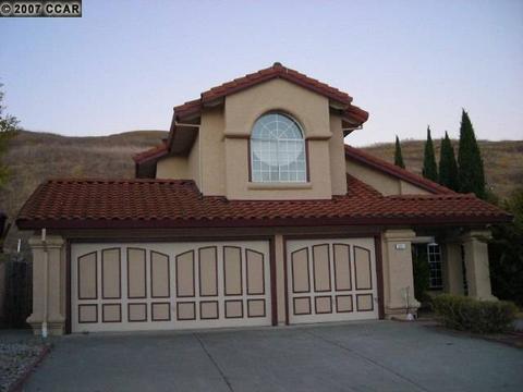 221 Carson St, Hercules, CA 94547 photo 1