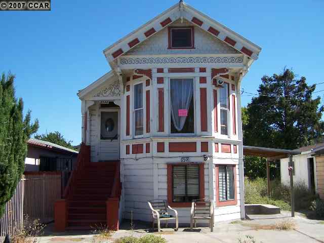 2544 E 16th St, Oakland, CA 94601 photo 1