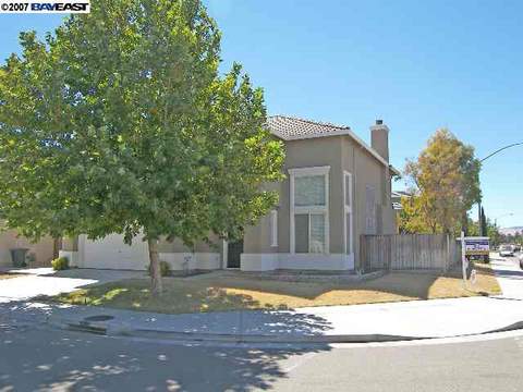 1892 Lloyd C Gary Dr, Tracy, CA 95376 photo 1