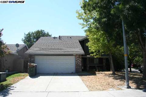 1450 Suellen Dr, Tracy, CA 95376 photo 1