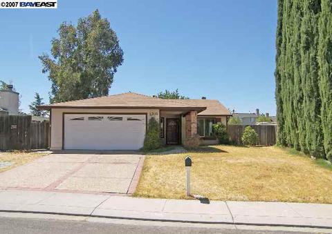 1205 Tarrogana Dr, Tracy, CA 95376 photo 1