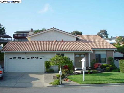 28062 Fallbrook Dr, Hayward, CA 94542 photo 1