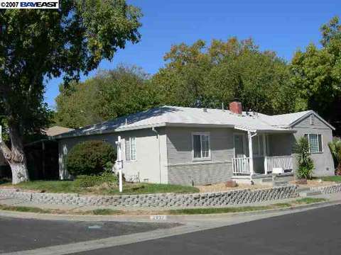 2937 Glenside Dr, Concord, CA 94520 photo 1