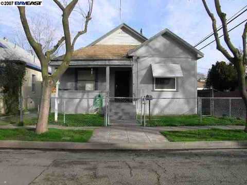 932 N F St, Tracy, CA 95376 photo 1