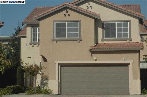129 Accolade Dr, San Leandro, CA 94577 photo 1