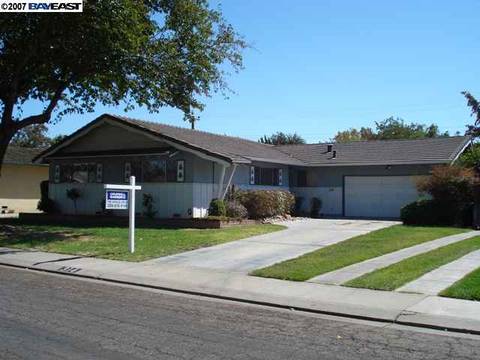 314 Granada, Tracy, CA 95376 photo 1