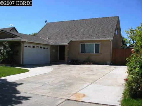 6097 Radcliffe Ave, Newark, CA 94560 photo 1