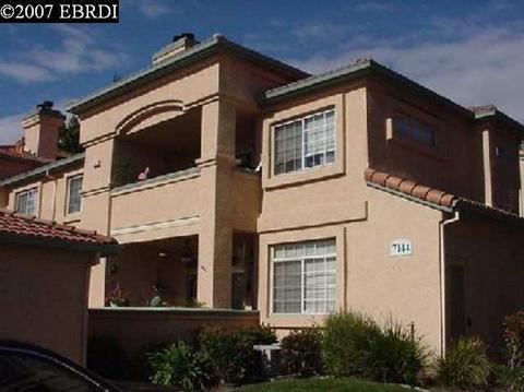 7144 Dublin Meadows St #B, Dublin, CA 94568 photo 1