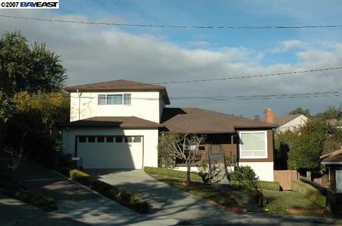 18609 Laredo Rd, Castro Valley, CA 94546 photo 1