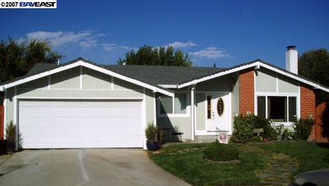 4677 Helpert Ct, Pleasanton, CA 94588 photo 1