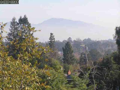 2215 Pine St, Martinez, CA 94553 photo 1