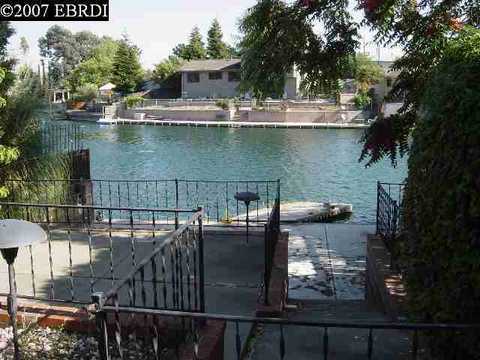 90 E Lake Dr, Antioch, CA 94509 photo 1