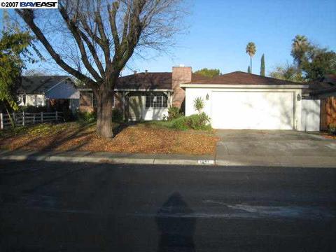 1541 Nicholas Dr, Concord, CA 94520 photo 1