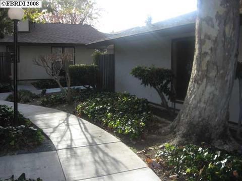 5422 Roundtree Ct #D, Concord, CA 94521 photo 1