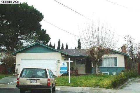 915 Graney Ct, Concord, CA 94518 photo 1