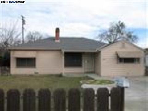 1308 Harris Ave, Modesto, CA 95351 photo 1
