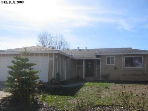 2867 Draper St, San Pablo, CA 94806 photo 1