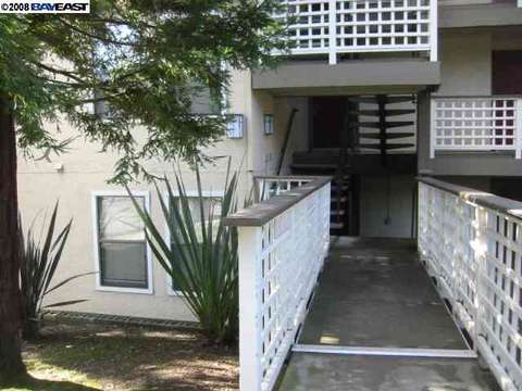 29599 Vanderbilt St #101, Hayward, CA 94544 photo 1