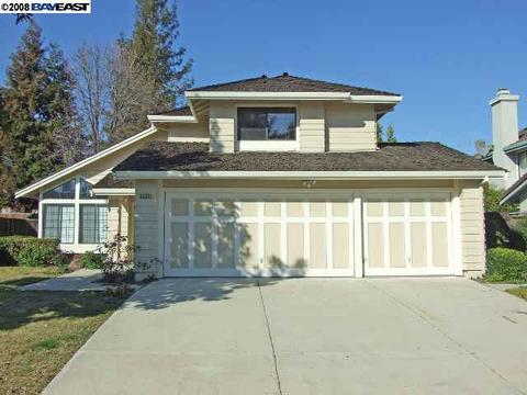 4825 Ridgeview Dr, Antioch, CA 94531 photo 1