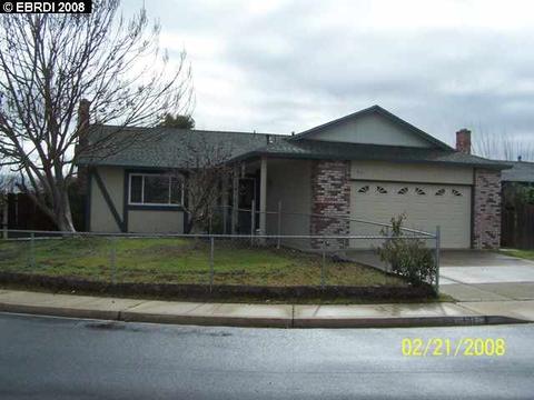 631 Walnut Dr, Oakley, CA 94561 photo 1