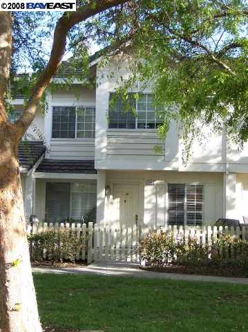 7463 Oxford Cir, Dublin, CA 94568 photo 1