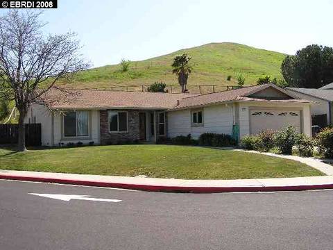 2339 Grimsby Dr, Antioch, CA 94509 photo 1