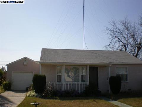 1401 Giahos Ave, Modesto, CA 95358 photo 1