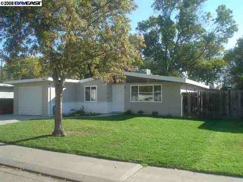 230 W 21st St, Tracy, CA 95376 photo 1