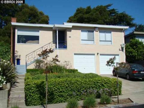 669 37th St, Richmond, CA 94805 photo 1