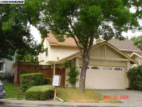 856 Malibu Dr, Concord, CA 94518 photo 1