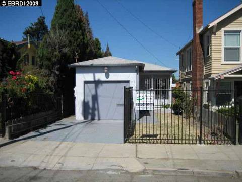 579 8th St, Richmond, CA 94801 photo 1
