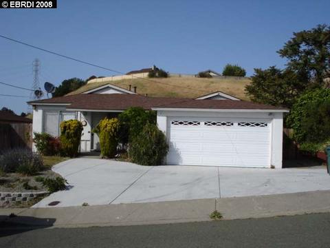 2765 Clark Ct, Pinole, CA 94564 photo 1
