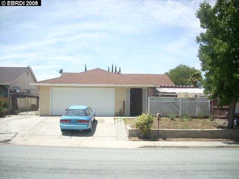 231 E Catamaran Cir, Pittsburg, CA 94565 photo 1