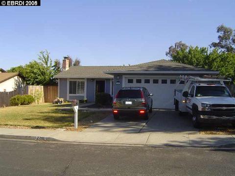 2201 Hamlin Dr, Antioch, CA 94509 photo 1