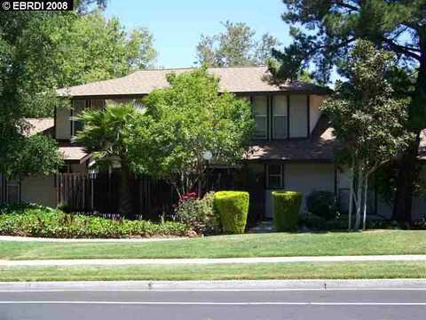 5434 Roundtree Ct #C, Concord, CA 94521 photo 1