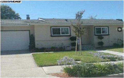 7566 Ironwood Dr, Dublin, CA 94568 photo 1