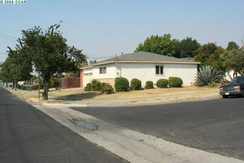 1405 Crestview Dr, Antioch, CA 94509 photo 1