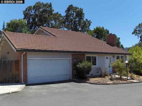 5598 Gonzalez Ct, Concord, CA 94521 photo 1