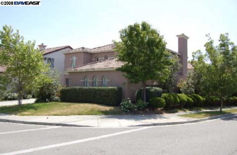 30201 Cedarbrook Rd, Hayward, CA 94544 photo 1