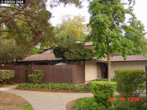 5468 Roundtree Pl #N, Concord, CA 94521 photo 1