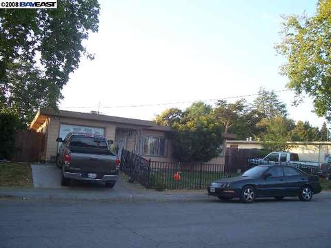 730 Lilly Ave, Hayward, CA 94544 photo 1